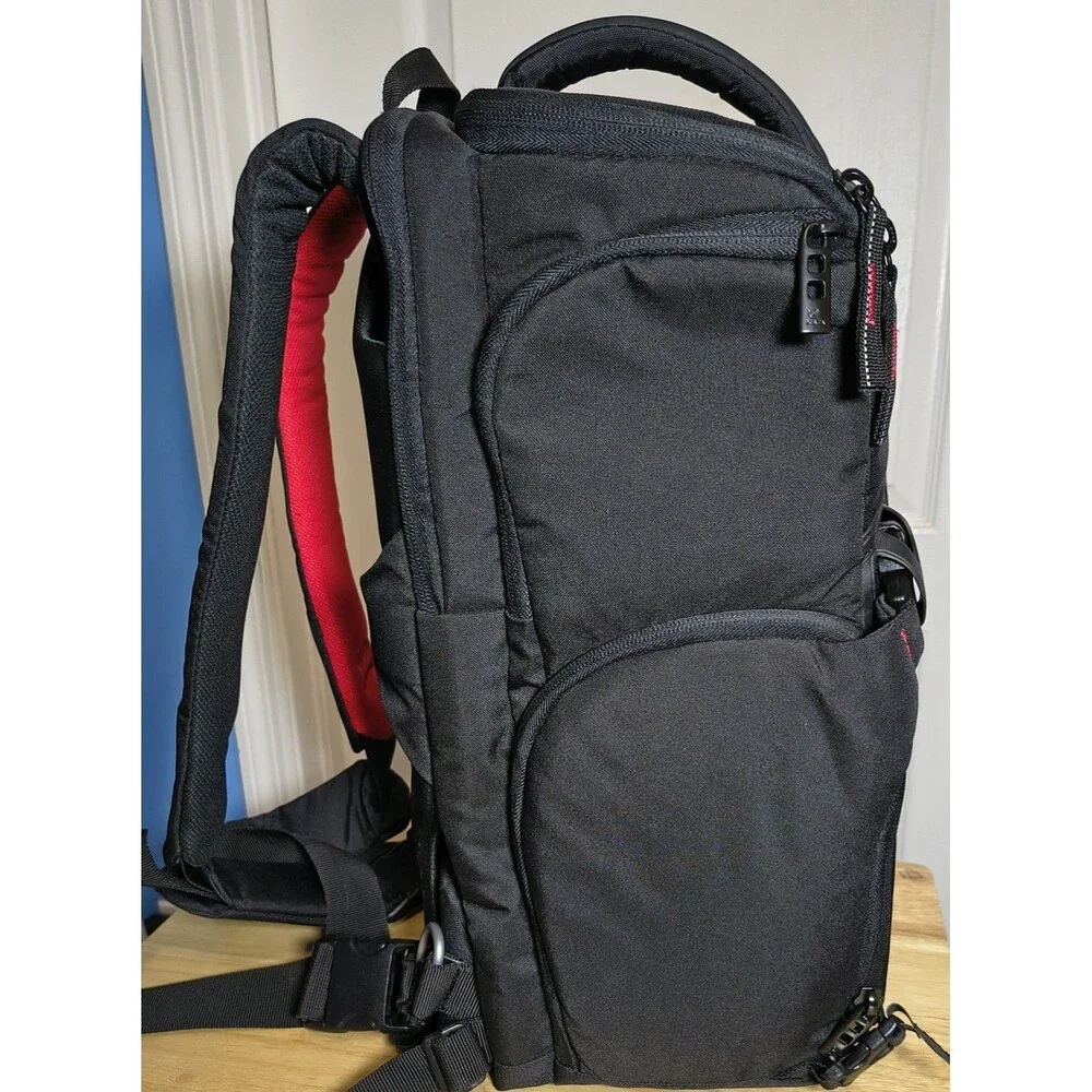 KATA 3N1-22 Camera Bag, 3-in-1 Sling Backpack, Excellent Condition